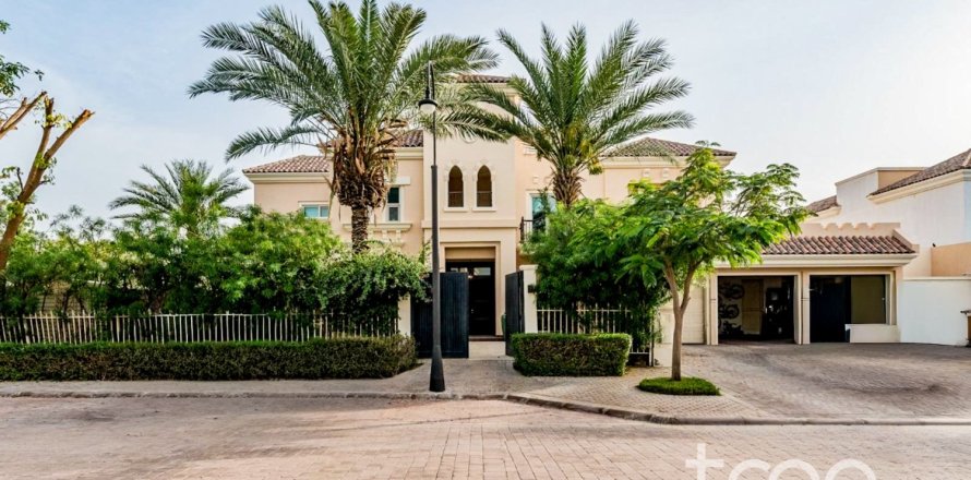 6 bedrooms Villa in Victory Heights, UAE No. 224969