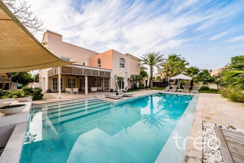 6 bedrooms Villa in Victory Heights, UAE No. 224969 3