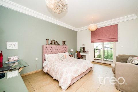 6 bedrooms Villa in Victory Heights, UAE No. 224969 11