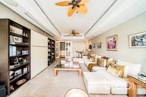 6 bedrooms Villa in Victory Heights, UAE No. 224969 5