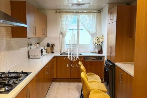 Villa de 4 chambres à Khalifa City, UAE No. 42128 11