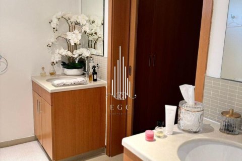 Villa de 4 chambres à Khalifa City, UAE No. 42128 24
