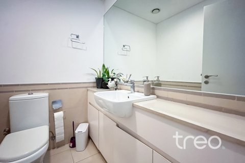 Appartement de 3 chambres à Hayat Boulevard, UAE No. 222738 6