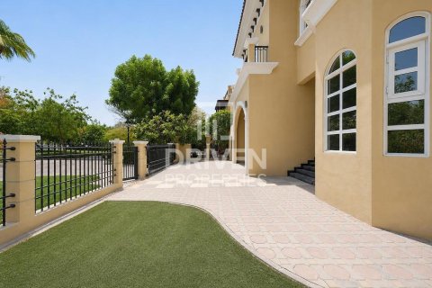 Вилла с 5 спальнями в The Villa, ОАЭ №204637 25