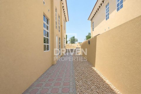 Вилла с 5 спальнями в The Villa, ОАЭ №204637 24
