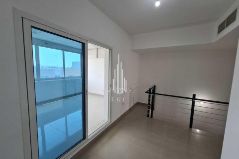 Вилла с 4 спальнями в Al Reef, ОАЭ №36698 20