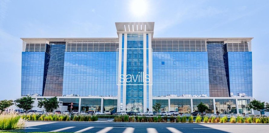 194.72m² Shop in Khalifa City, UAE No. 211164