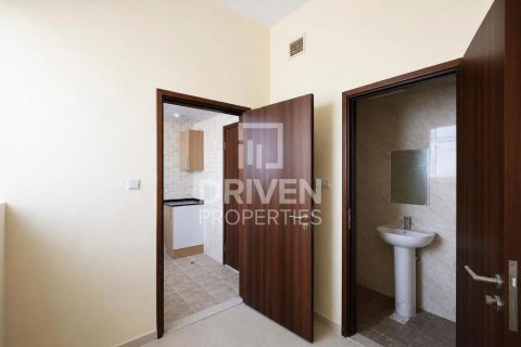 Apartment de 2 dormitorios en City of Arabia, UAE No. 212237 11