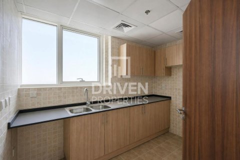 Apartment de 2 dormitorios en City of Arabia, UAE No. 212237 5