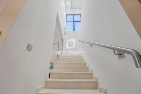 Вилла с 5 спальнями в DAMAC Hills (Akoya by DAMAC), ОАЭ №77541 12