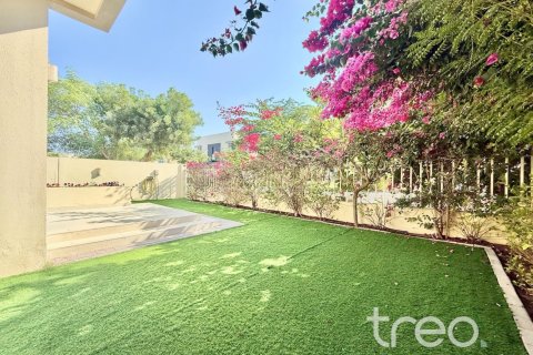 5 bedrooms Townhouse in Dubai Hills Estate, UAE No. 220799 4