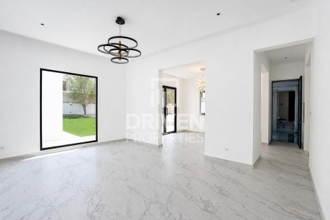 Villa de 6 dormitorios en Jasmine Leaf, UAE No. 223132 15