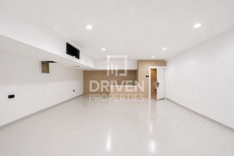 Villa de 6 dormitorios en Jasmine Leaf, UAE No. 223132 4