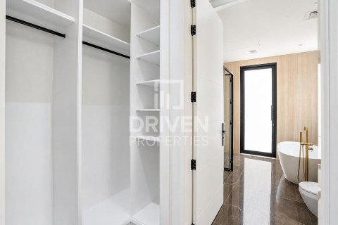 Villa de 6 dormitorios en Jasmine Leaf, UAE No. 223132 29