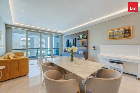 Apartment de 3 dormitorios en Dubai, UAE No. 203325 18
