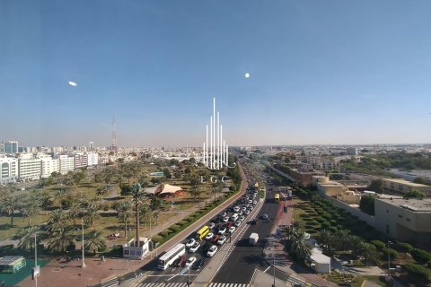 4 bedrooms Apartment in Al Khalidiya, UAE No. 70760