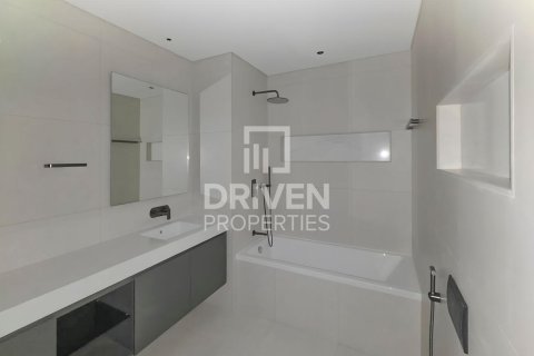 Apartment de 2 dormitorios en District 11, UAE No. 202816 10