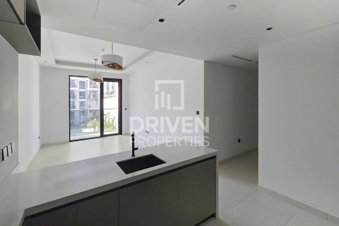 Apartment de 2 dormitorios en District 11, UAE No. 202816 3