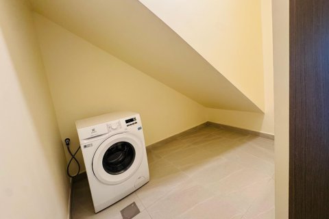 Townhouse de 4 dormitorios en Damac Lagoons, UAE No. 223482 8