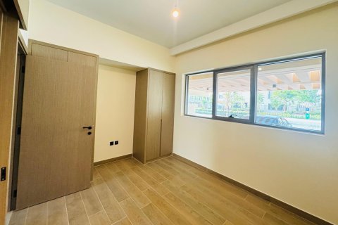 Townhouse de 4 dormitorios en Damac Lagoons, UAE No. 223482 9