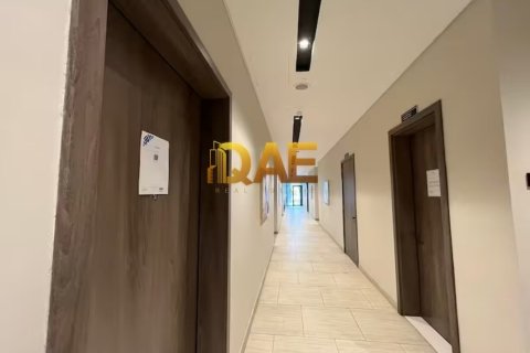 2 bedrooms Apartment in Business Bay, UAE No. 7306 3