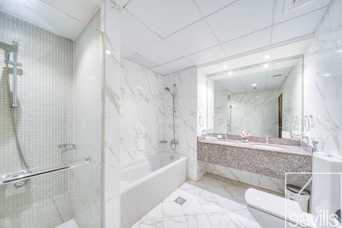 2 bedrooms Apartment in The Crescent, UAE No. 211120 19