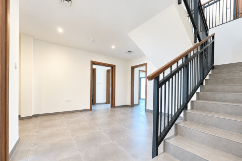 6 bedrooms Villa in Al Shamkha, UAE No. 213074 5