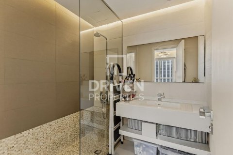 1 bedroom Apartment in West Avenue Tower, UAE No. 212207 11