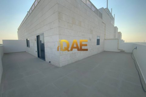 3716.1m² Building in Dubai, UAE No. 4694 21