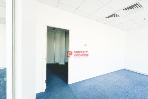 Office de 134m² en Dubai Investment Park, UAE No. 39649 10