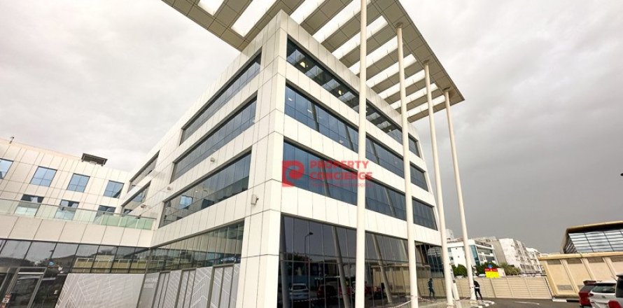 Office de 134m² en Dubai Investment Park, UAE No. 39649