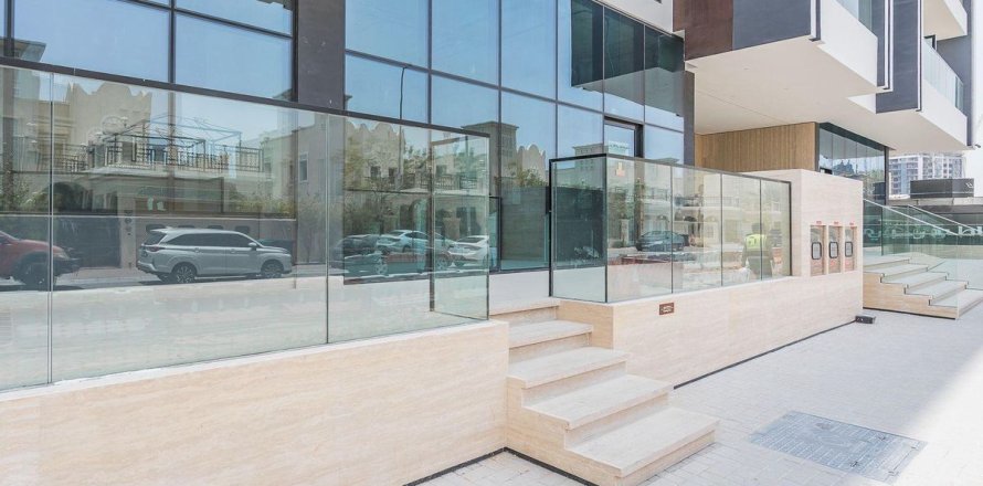 Shop de 137.9m² en Dubai, UAE No. 223804