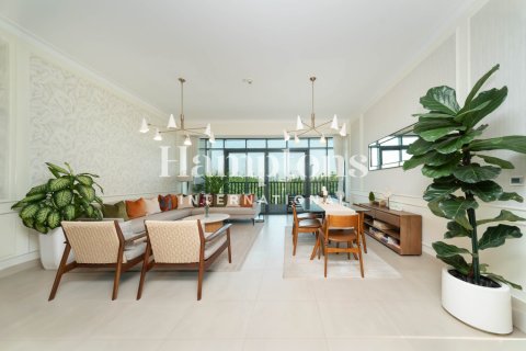 Apartment de 3 dormitorios en The Hills A, UAE No. 223823 14
