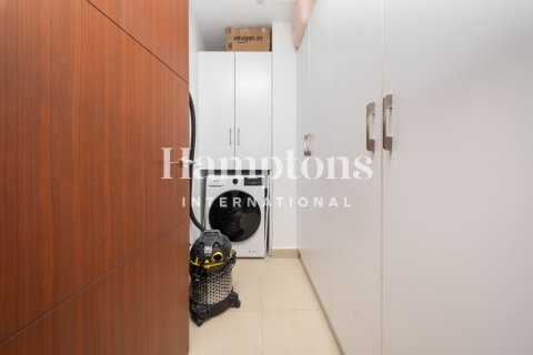 Apartment de 3 dormitorios en The Hills A, UAE No. 223823 5