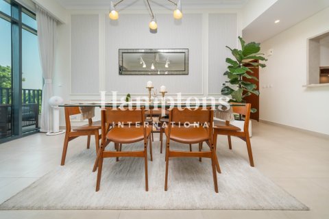 Apartment de 3 dormitorios en The Hills A, UAE No. 223823 10
