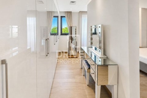 Townhouse de 4 dormitorios en Sobha Hartland, UAE No. 223221 16