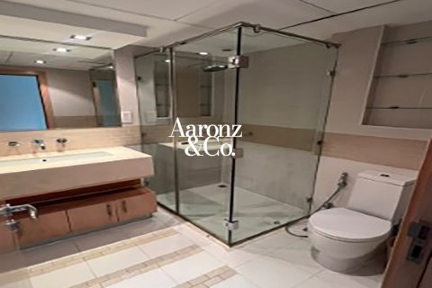 Квартира с 2 спальнями в Дубай Марина, ОАЭ №222044 10