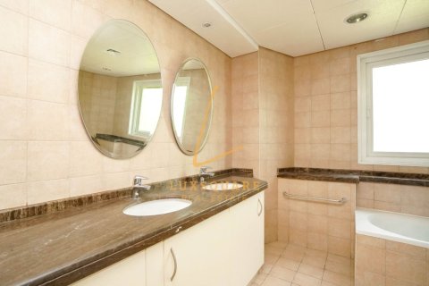 5 bedrooms Villa in Green Community West, UAE No. 211169 15