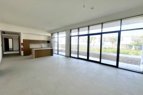 Villa de 5 dormitorios en Al Furjan, UAE No. 223415 3