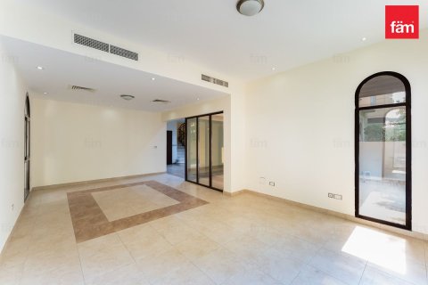 Townhouse de 4 dormitorios en Dubai, UAE No. 224405 7