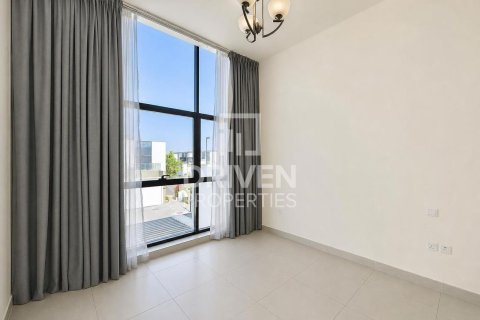 3 bedrooms Townhouse in District 11, UAE No. 212630 16
