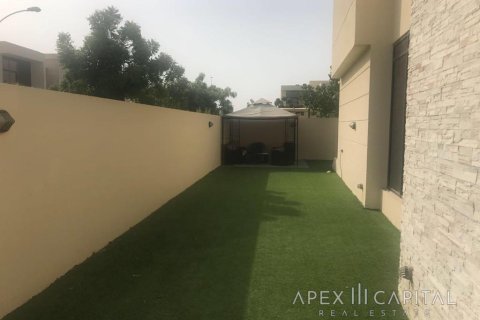 3 bedrooms Villa in DAMAC Hills (Akoya by DAMAC), UAE No. 6050 4