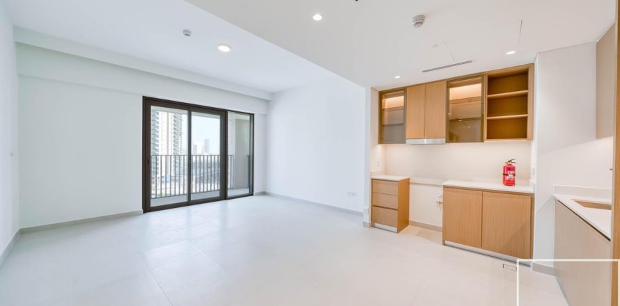 2 bedrooms Apartment in Creek Beach, UAE No. 211107