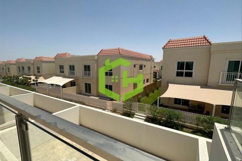Townhouse de 4 chambres à District 11, UAE No. 22598 21