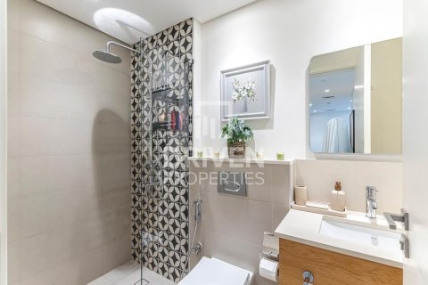 Apartment de 2 dormitorios en Golfville, UAE No. 202619 9