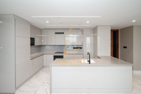 3 bedrooms Apartment in Dubai, UAE No. 222038 10