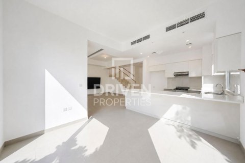 5 bedrooms Townhouse in Dubai Hills Estate, UAE No. 221133