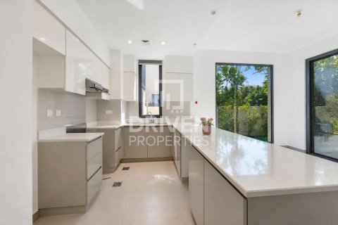 5 bedrooms Townhouse in Dubai Hills Estate, UAE No. 221133 16