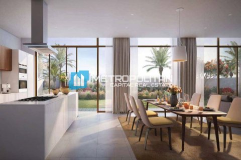3 bedrooms Townhouse in Abu Dhabi, UAE No. 126430 3