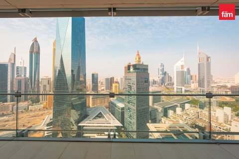 Apartment de 3 dormitorios en DIFC, UAE No. 188300